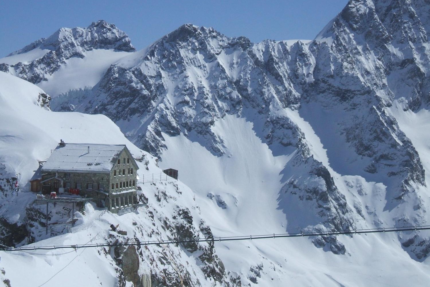 Cabane des Vignettes-foto Erik Poerstamper