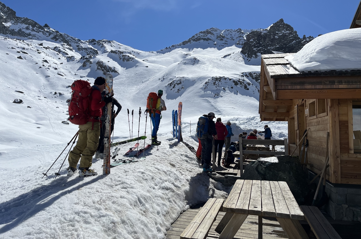 magnifique uitzicht vanaf het terras van Refuge de la Blanche 2500m